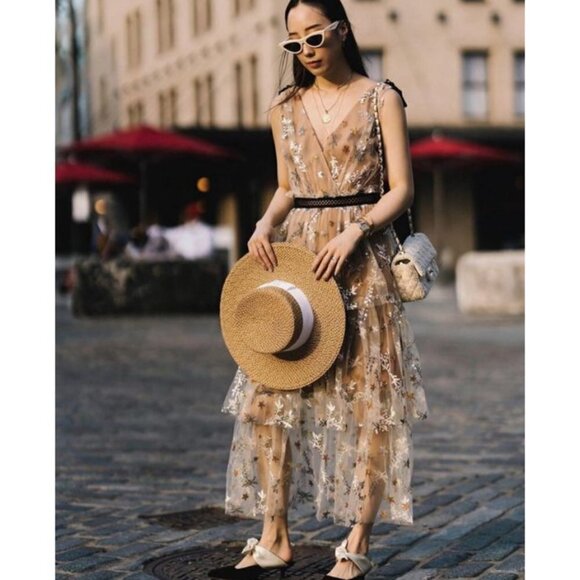 💕SELF-PORTRAIT💕 Star Mesh Embroidered Midi Dress ~ US 4 - Picture 5 of 16